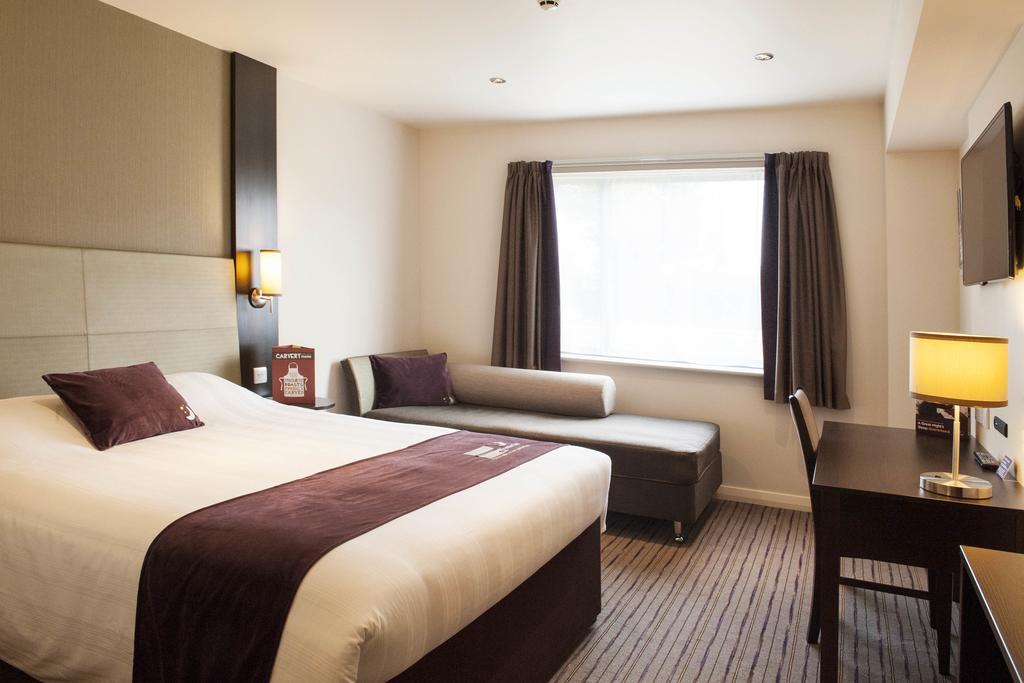 Premier Inn Aberdeen City Centre Oda fotoğraf